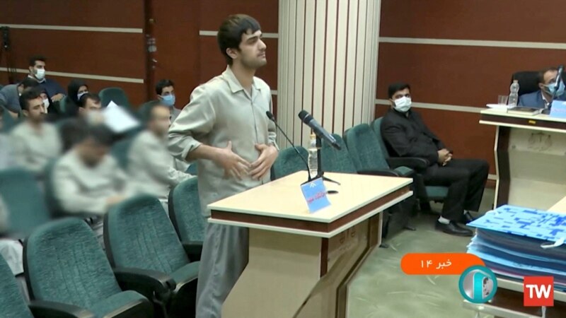 Lawyer Of Executed Iranian Protester Sentenced To 6 Years For 'Propaganda Against The Regime'