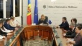 Guvernatoarea BNM, Anca Dragu, la semnarea cererii de aderare a Republicii Moldova la Zona Unică de Plăți în Euro (SEPA), Chișinău, 30 ianuarie.