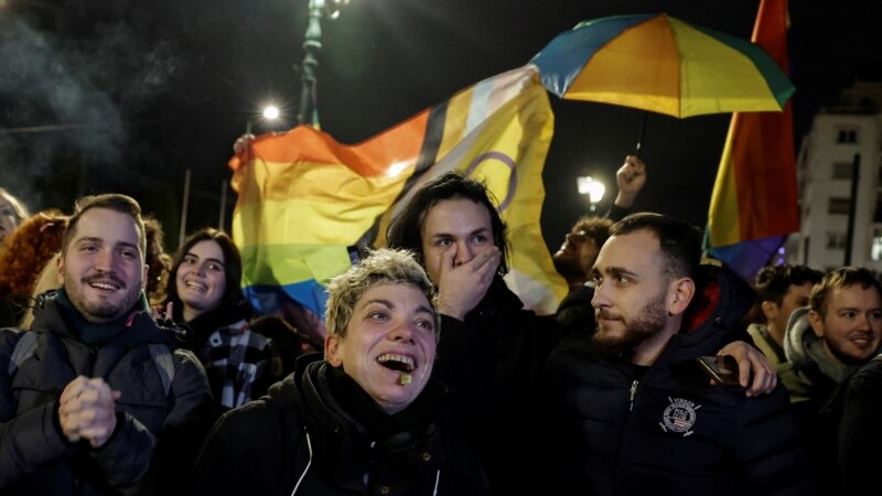 Grčka prva većinski pravoslavna zemlja koja je legalizirala istospolne brakove