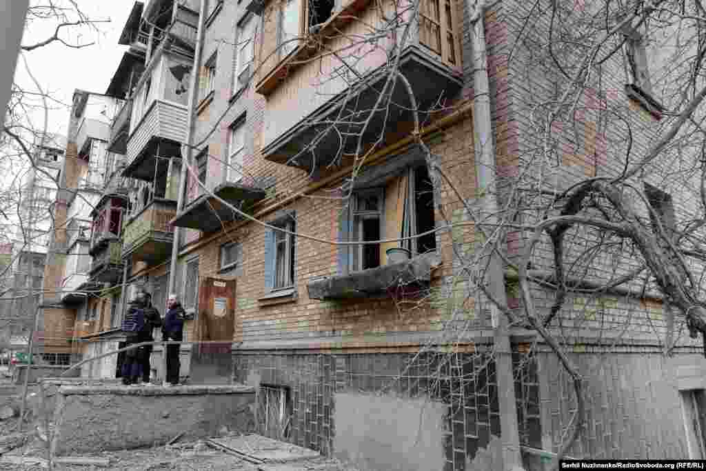 У сусідніх будинках вибиті вікна. Печерськ, Київ. 25 березня 2025 року
