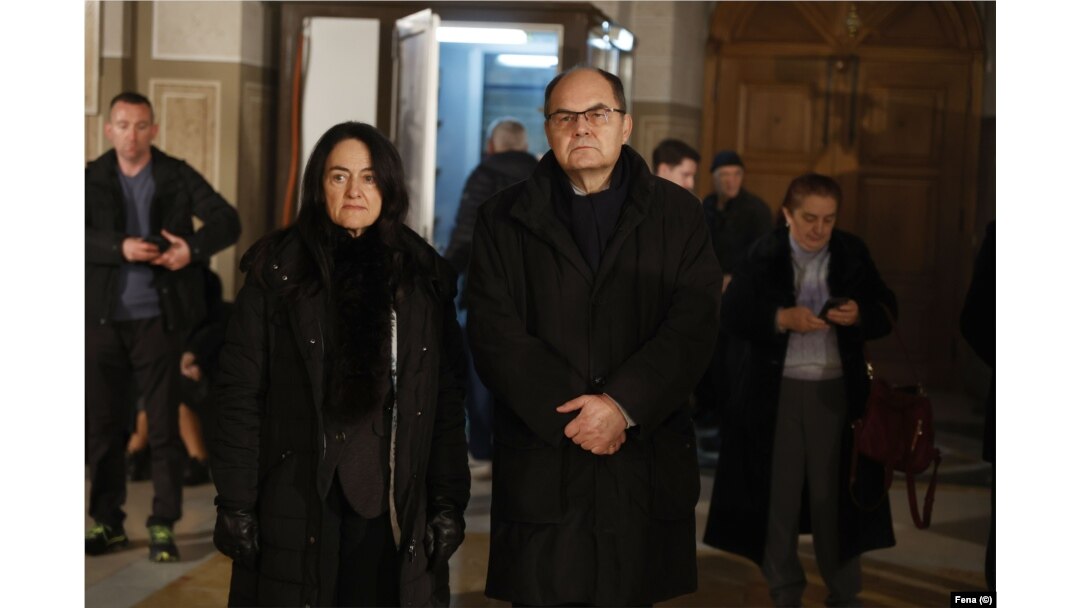 Visoki predstavnik u BiH Christian Schmidt na liturgiji u Sabornom hramu u Sarajevu, 7. januara 2024.
