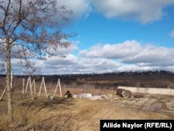 Працівник виноробні в Сливино Миколаївської області. Лютий 2023 року