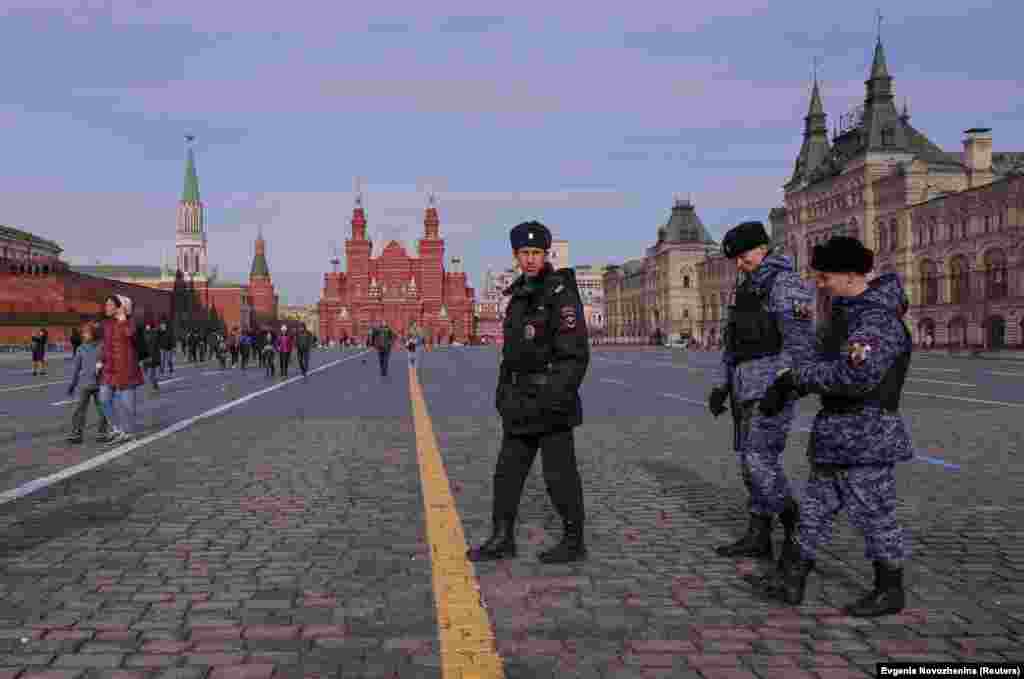 Russian law enforcement officers patrol Red Square in central Moscow.&nbsp;
