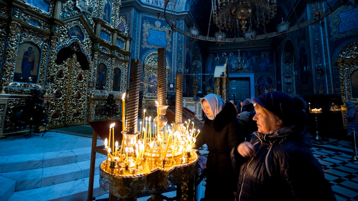 მოლდაველი მღვდლები უკრაინის ომის გამო რუსეთს დაქვემდებარებულ მართლმადიდებელ ეკლესიას ტოვებენ
