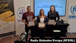Првонаградената сторија РСЕ ја објави на 8 февруари со наслов „Украинските бегалци во Македонија: Живееме од денеска за утре“.