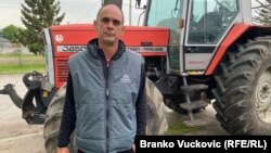 Milan Milošević jedan od lidera protesta šumadijskih poljoprivrednika smatra da bi zbog loše situacije ova sezona mogla da bude poslednja za mnoge farmere.