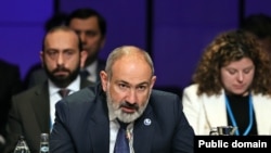 ՀՀ վարչապետ Նիկոլ Փաշինյանը և ԱԳ նախարար Արարատ Միրզոյանը, Ռեյկյավիկ, 17 մայիսի, 2023թ.