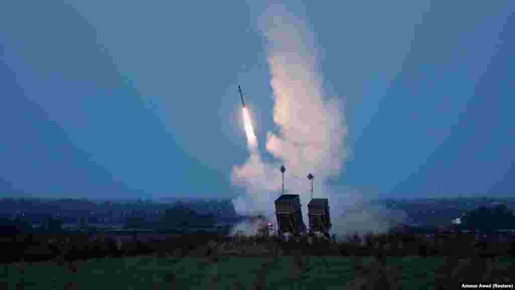 Aktiválódik a Vaskupola (Iron Dome) rakétaelhárító rendszer az izraeli Szderótban május 10-én