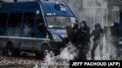 Protestat në Lion më 23 mars 2023. Fotografi ilustruese. 