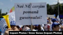 Fotogalerie | Mii de profesori au ieșit la protestul din București
