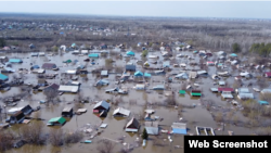 Затопленные районы Уральска на снимках с дрона