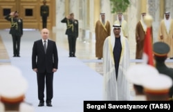 Президент РФ Владимир Путин и президент ОАЭ Мухаммед бен Заид Аль Нахайян