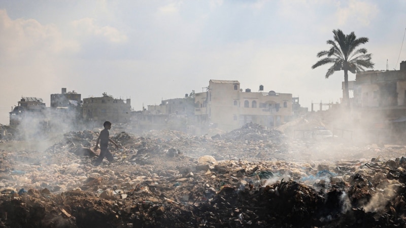 AFP: Израил Газага жерден, абадан жана деңизден сокку урууда