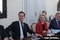 Mark Rutte (fost premier al Olandei care rămâne în interimat până la formarea noului guvern) ar vrea să fie secretar general la NATO. Ursula von der Leyen își dorește încă un mandat la șefia Comisiei Europene.