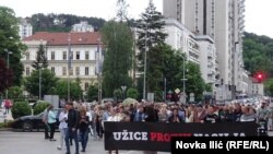 Stanovnici Užica na protestu u centru grada, 25. maj 2023.