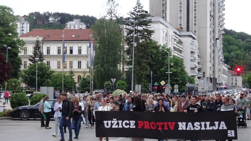 Nekoliko stotina na protestu 'Protiv nasilja' u Užicu