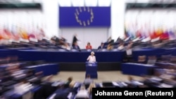 Ursula von der Leyen în Parlamentul European de la Strasbourg, înaintea votului care i-a adus un nou mandat la șefia executivului UE, la 18 iulie 2024. 