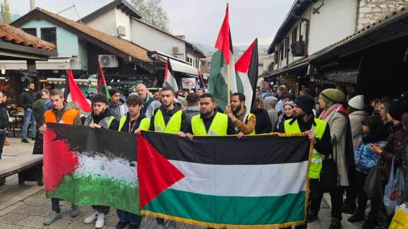 Protestna šetnja u Sarajevu u znak podrške palestinskom narodu u Gazi