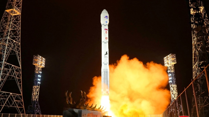 Сеул лансираше шпионски сателит
