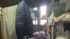 Spavaonica u industrijskoj zoni u Zrenjaninu u kojoj su, prema tvrdnji nevladinih organizacija, boravili radnici iz Indije, 2. februar 2024.