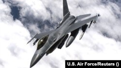 F-16