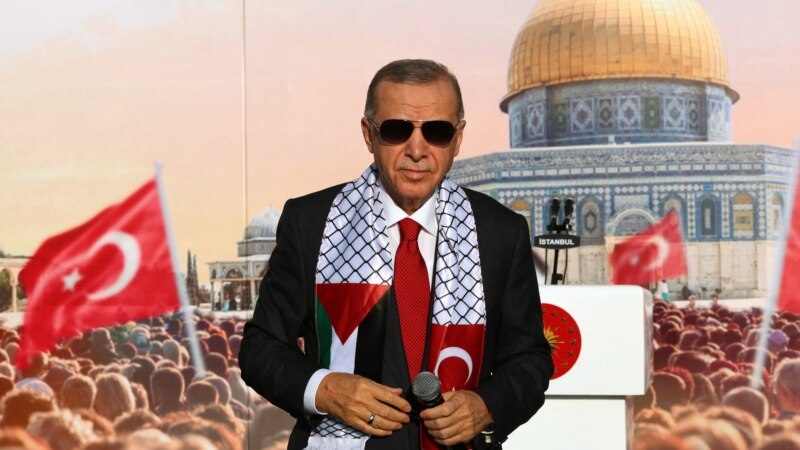 اردوغان؛ «رهبری جهان اسلام» در سایهٔ تجارت با اسرائیل و حمایت از حماس