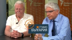 "Президентът не води дебат, а насъсква". Асен Агов и Петър Карабоев пред Свободна Европа