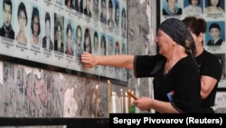 Номер 1 йолу Бесланера школа