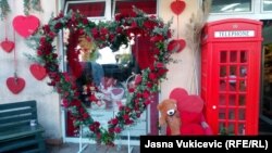 Cvjećarske dekoracije za Dan zaljubljenih, Budva 13.februar 2024.