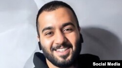 توماج صالحی بهمن‌ماه امسال تنها پس از ۱۲ روز از آزادی با «ضرب‌وشتم» بازداشت شد