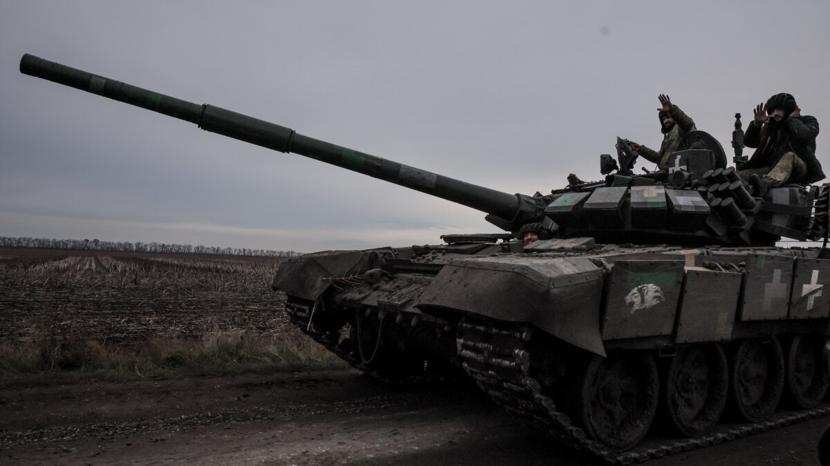 війська РФ вели штурмові дії на п’яти напрямках, продовжують спроби оточити Авдіївку