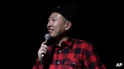 Xi Diao na stand-up nastupu u Melbourneu, Australija, 16. jula 2022.