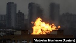 Вибух внаслідок влучання російської ракети або її уламків, Київ, 2 січня 2024 року