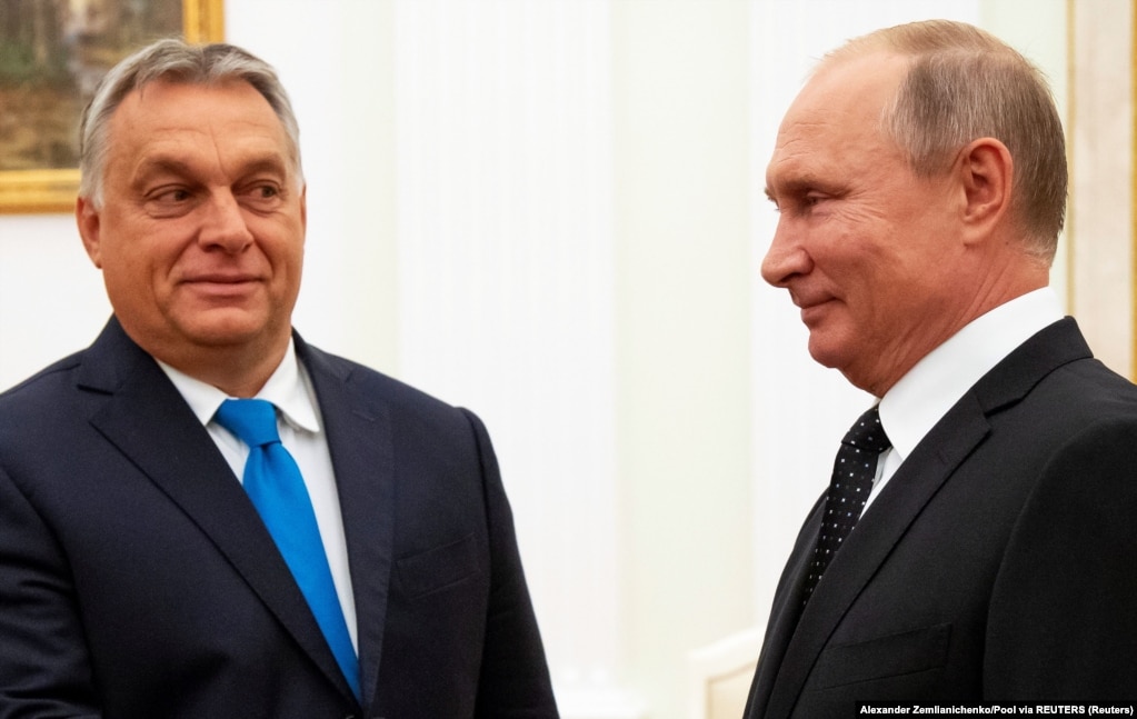 Прем’єр-міністр Угорщини Віктор Орбан (ліворуч) і очільник Росії Володимир Путін під час однієї з численних зустрічей