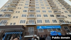 Бишкектеги Анкара көчөсүндө жайгашкан ипотекага берилген көп кабаттуу үй. 