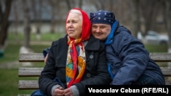 Galina Țurcan (75 de ani) are grijă de fiul său Leon (40 de ani), care s-a născut cu Sindromul Down.