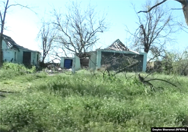 Розбиті будинки, Сухий Ставок, квітень 2023 року