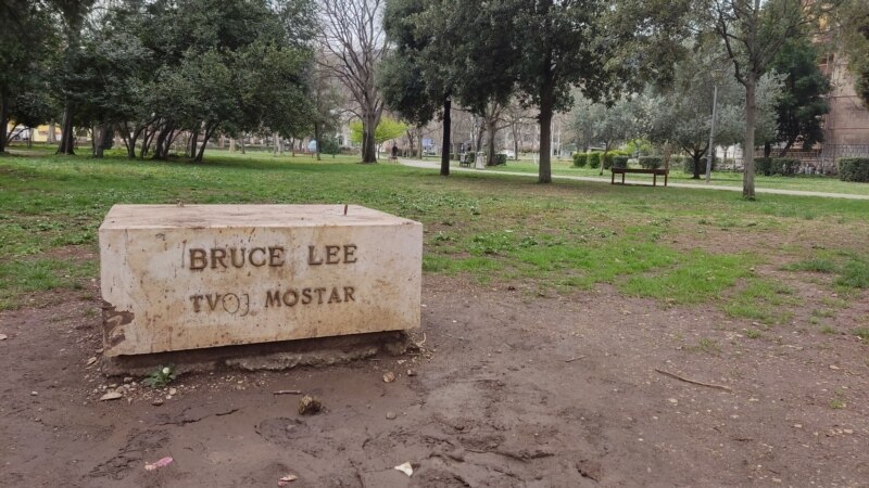 Bruce Lee će biti vraćen u park u Mostaru, najavila Gradska uprava     