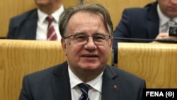 Nermin Nikšić tvrdi da je odluka donesena nakon konsulatacija sa OHR-om