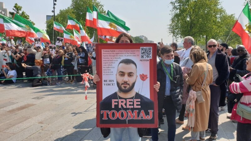تجمع ایرانیان در شهرهای مختلف جهان برای حمایت از توماج صالحی