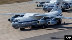 საილუსტრაციო ფოტო. რუსული სამხედრო-სატრანსპორტო თვითმფრინავი ილ-76