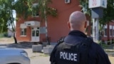 Policajac u Severnoj Mitrovici (foto-arhiv)