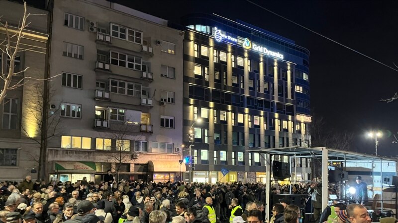 Протест пред Уставниот суд во Белград, демонстрантите побараа поништување на изборите 