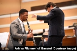Carlos Ferreira și Cristian Măcelaru, dirijorul Romanian Chamber Orchestra, la Filarmonica Banatul