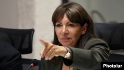 Armenia - Paris Mayor Anne Hidalgo gestures during a news conference in Goris, August 30, 2023.