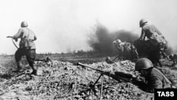Атака штрафной роты, 1941 г. Фото: ТАСС