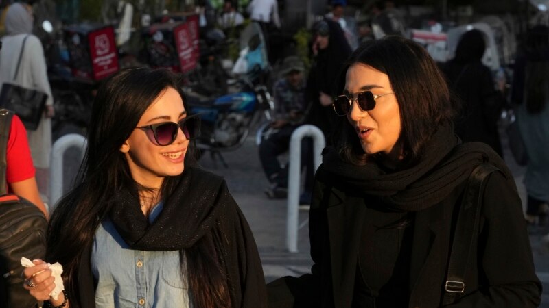 Iranski parlament odobrio oštrije kazne za kršenja pravila o hidžabu