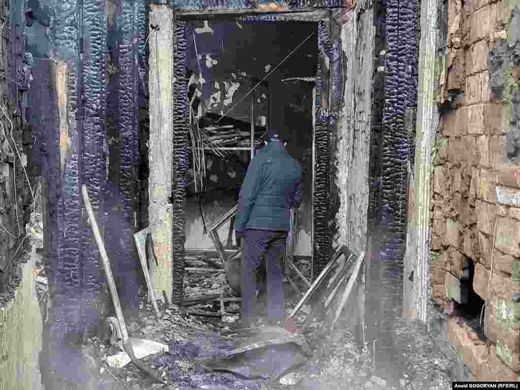 გადარჩენილი ექსპონატები დროებით სოხუმის დრამატულ თეატრში გადაიტანეს.