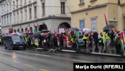 Učesnici protestne šetnje u Sarajevu, 7. januar 2024.