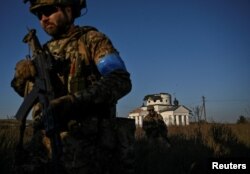 Украинские военные близ Бахмута, 7 сентября этого года